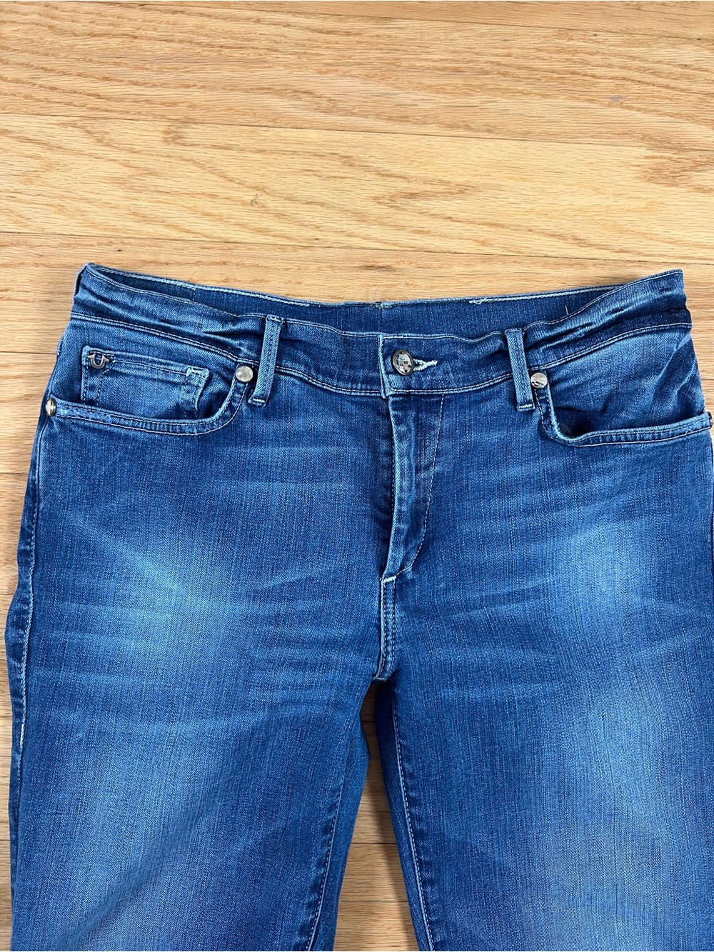 True Religion Cora Mid Rise Straight Swarovski Crystal Flap Pocket Jeans Size 30 - Picture 6 of 16